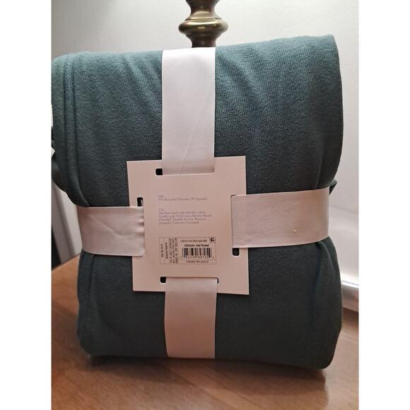 Stars Above 2 Piece Pajamas Green Set Womens Size Medium - Picture 2 of 4